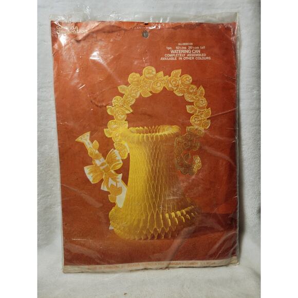 Vintage Honeycomb Paper Tabletop & Garland Wedding, Baby, Showers, Easter Spring - Picture 5 of 8